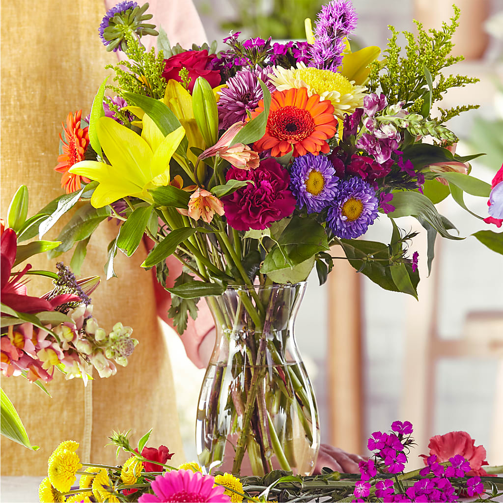 Bold & Bright – A Florist Original – Davinci Flower Shop Ltd, Scarborough ON