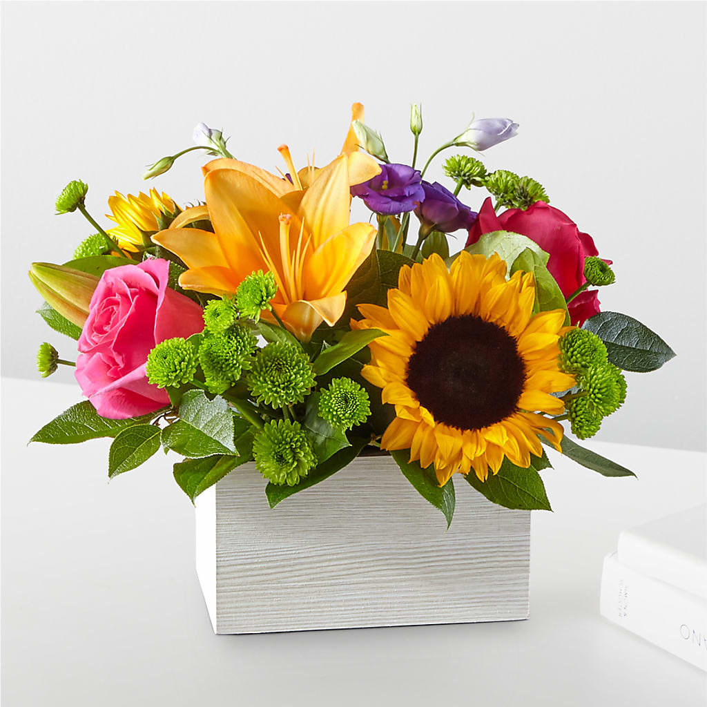 Best Day Box Bouquet – Davinci Flower Shop Ltd, Scarborough ON