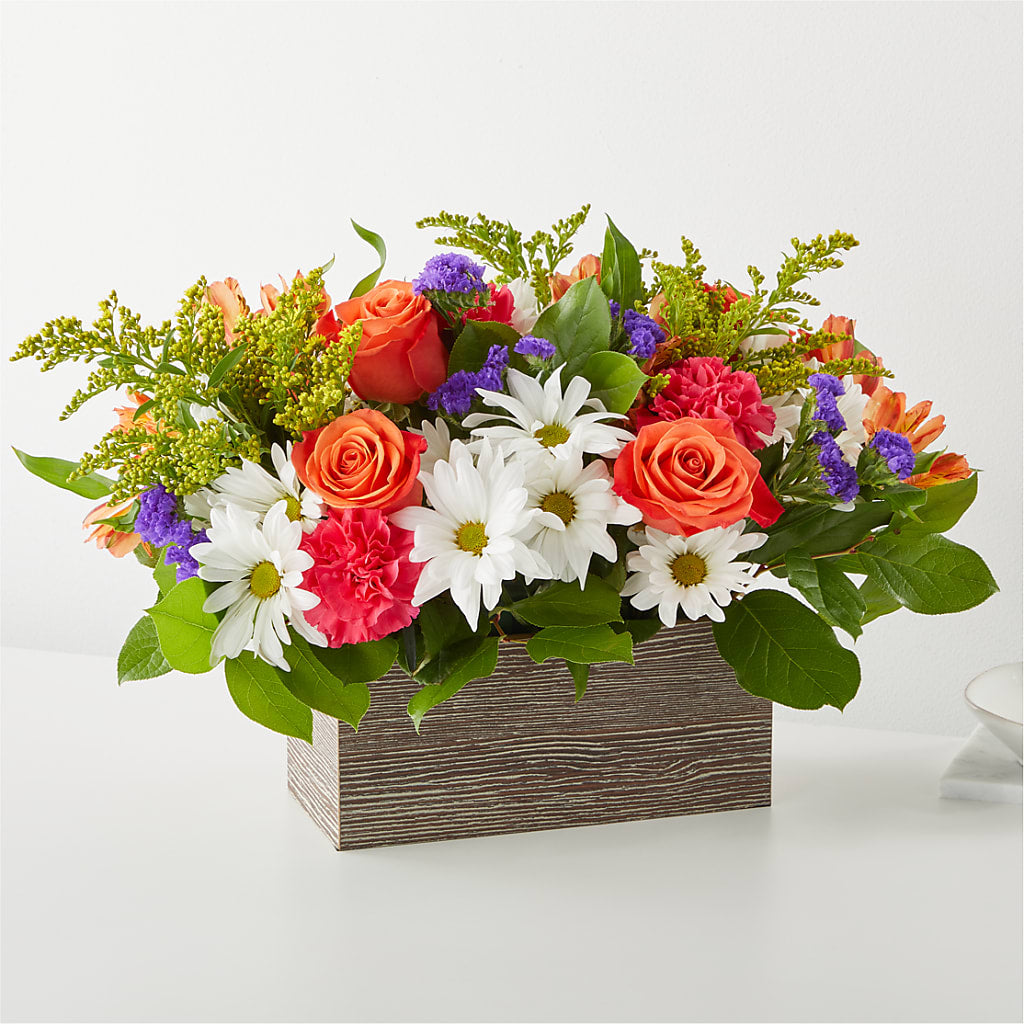 Oopsie Daisy Box Bouquet – Davinci Flower Shop Ltd, Scarborough ON
