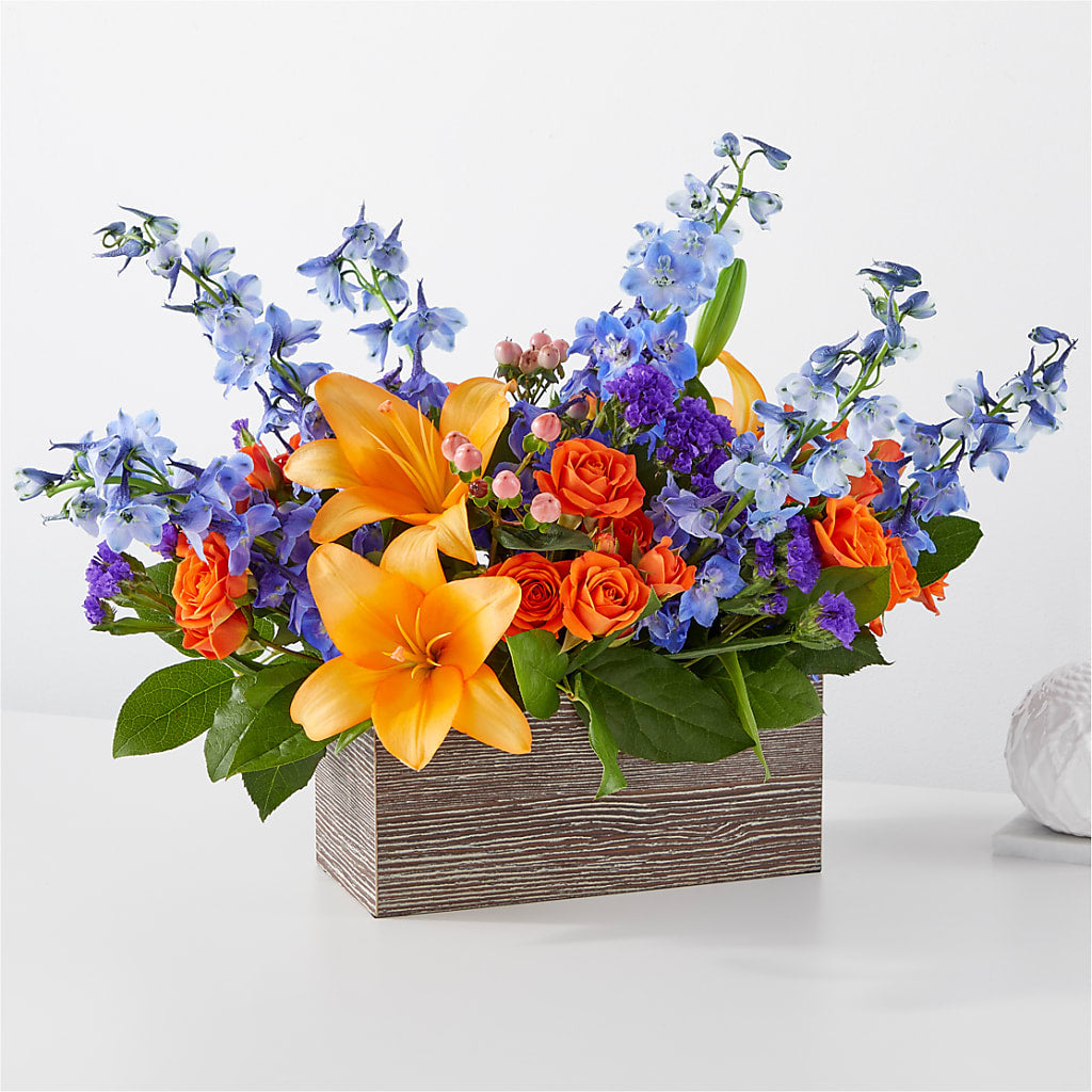 Radiant Citrus Box Bouquet – Davinci Flower Shop Ltd, Scarborough ON