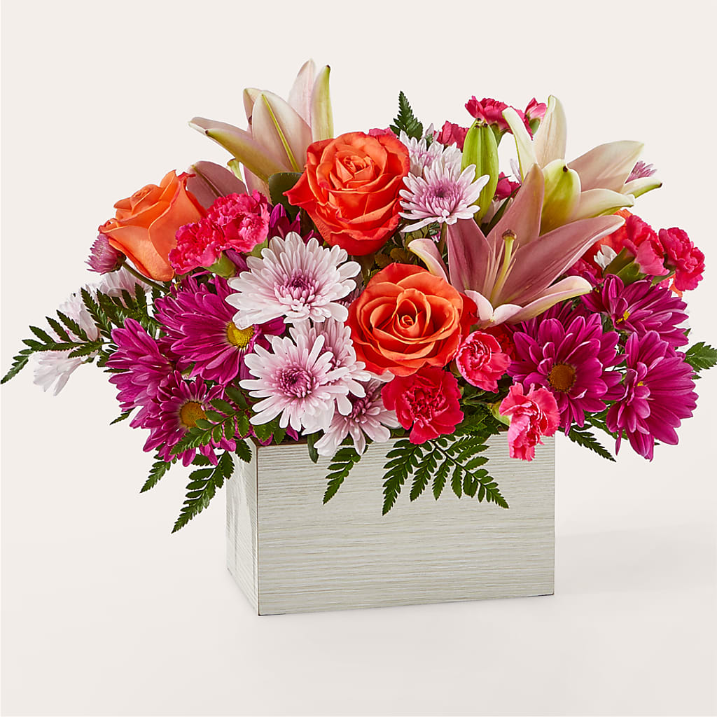 Light of My Life Box Bouquet – Davinci Flower Shop Ltd, Scarborough ON