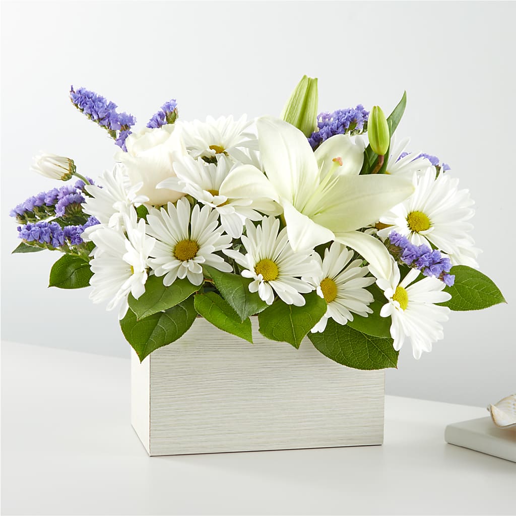 Beyond Blue Box Bouquet – Davinci Flower Shop Ltd, Scarborough ON