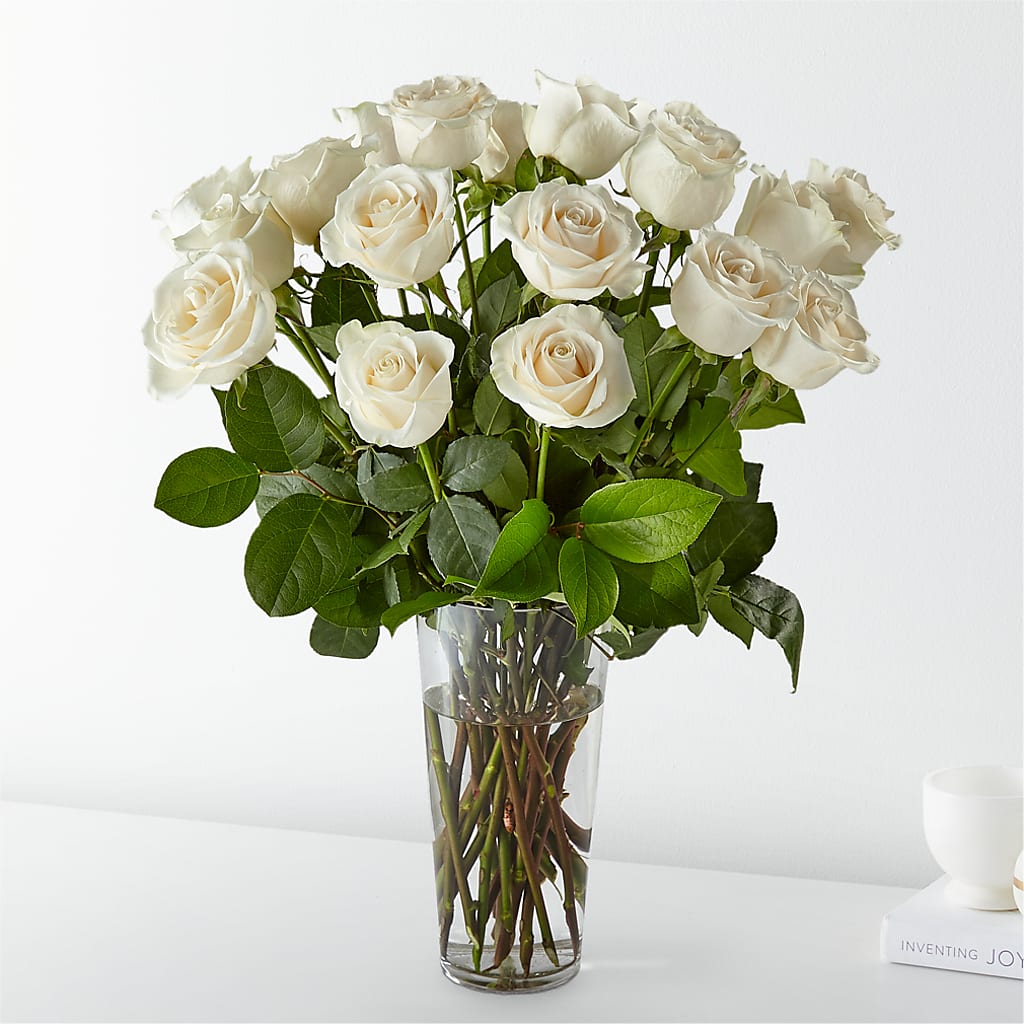 WHITE ROSE BOQUET – Davinci Flower Shop Ltd, Scarborough ON