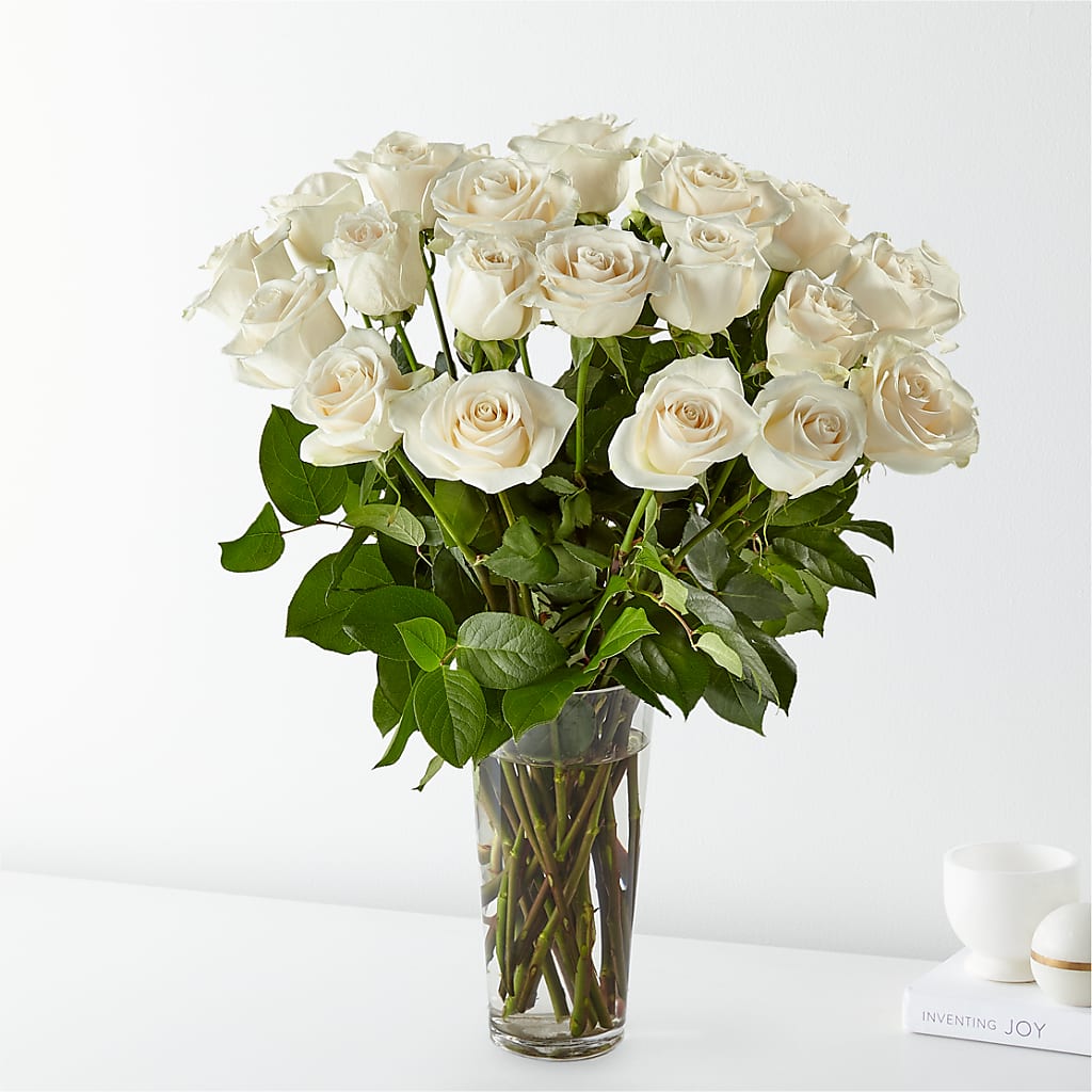 WHITE ROSE BOQUET – Davinci Flower Shop Ltd, Scarborough ON