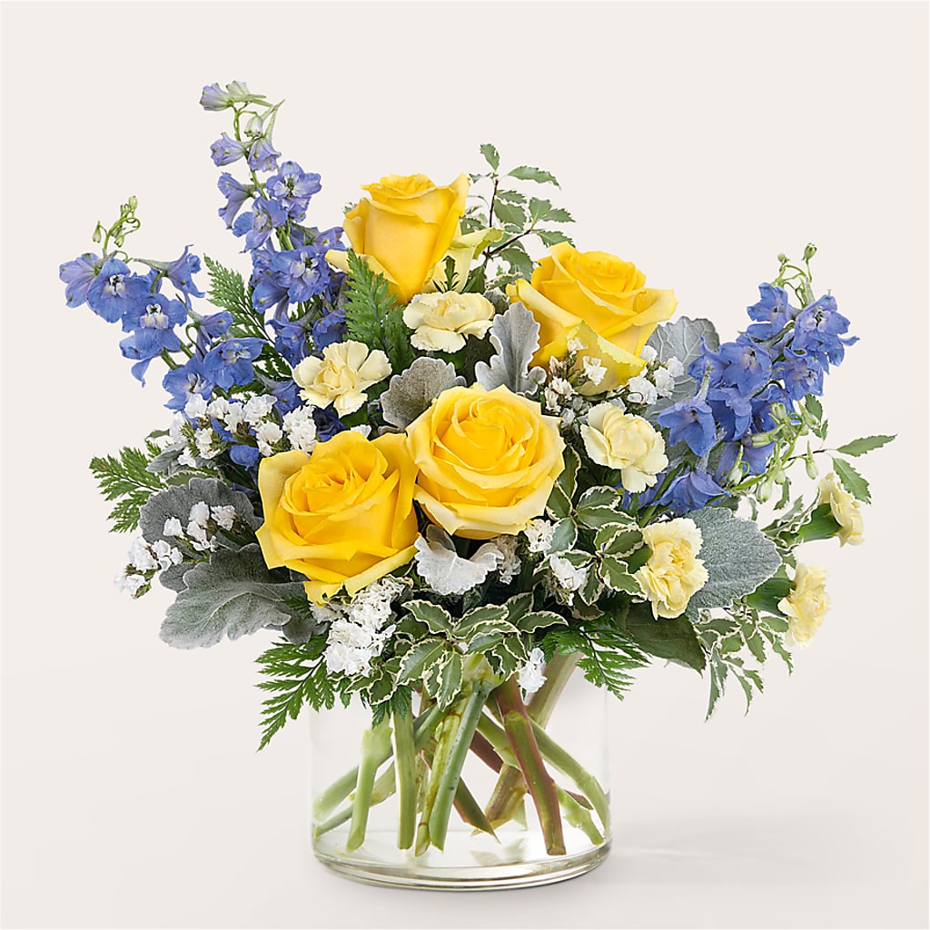 Butterfly Wings Bouquet – Davinci Flower Shop Ltd, Scarborough ON