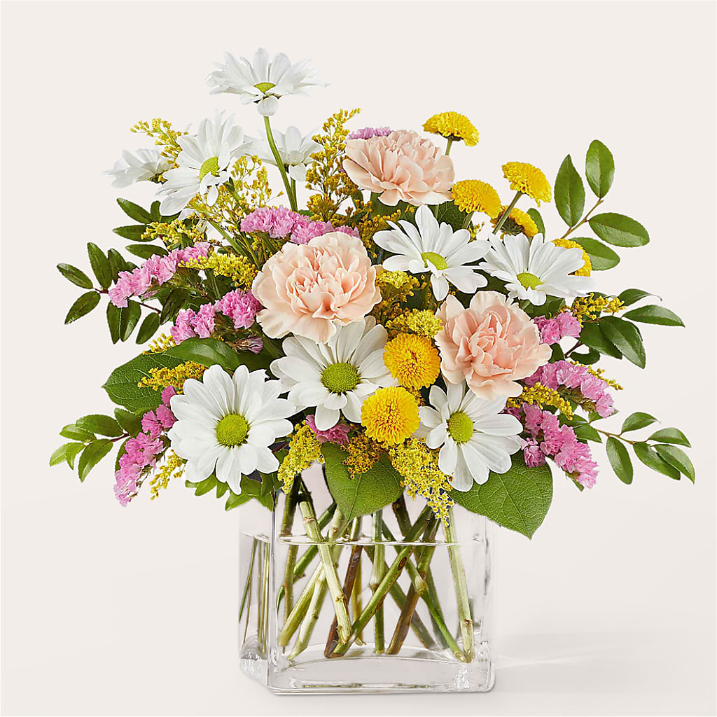 Country Cottage Bouquet – Davinci Flower Shop Ltd, Scarborough ON