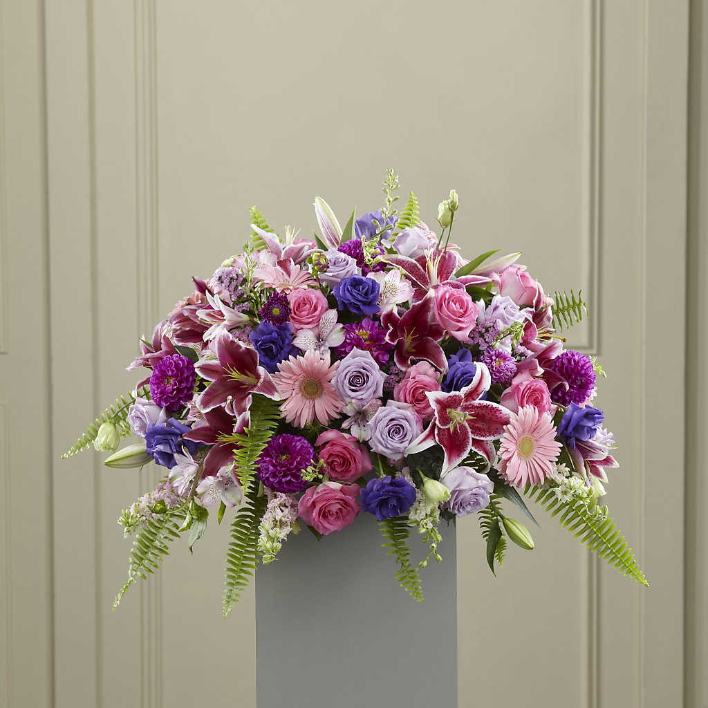 Fare Thee Well Pedestal – Davinci Flower Shop Ltd, Scarborough ON