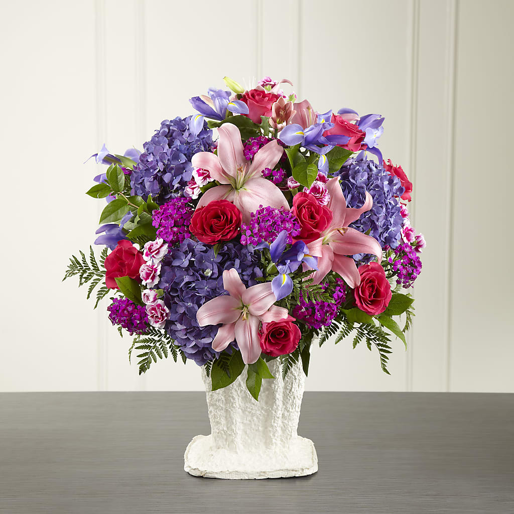 We Fondly Remember Arrangement – Davinci Flower Shop Ltd, Scarborough ON