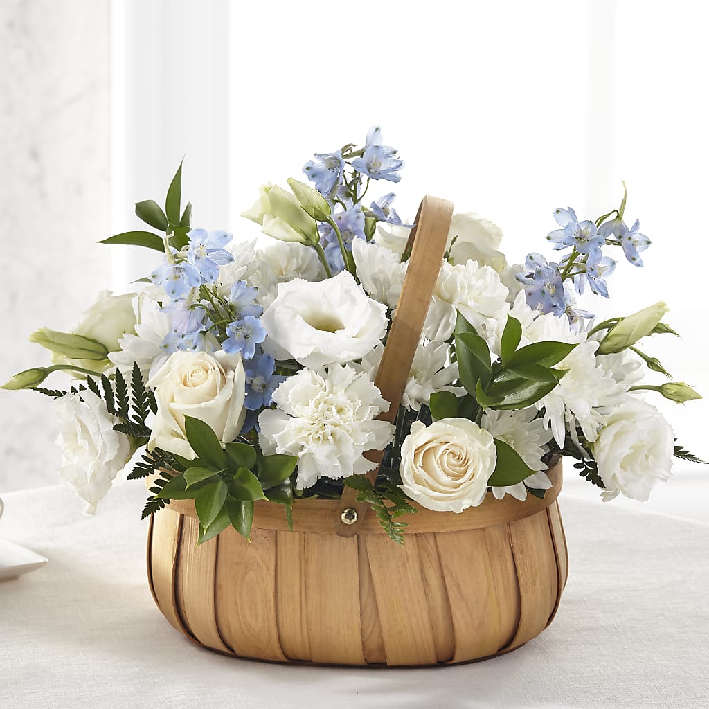 Sincerely Heartfelt Basket – Davinci Flower Shop Ltd, Scarborough ON