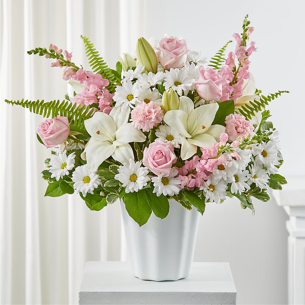 Soft Touch Tabletop Basket – Davinci Flower Shop Ltd, Scarborough ON