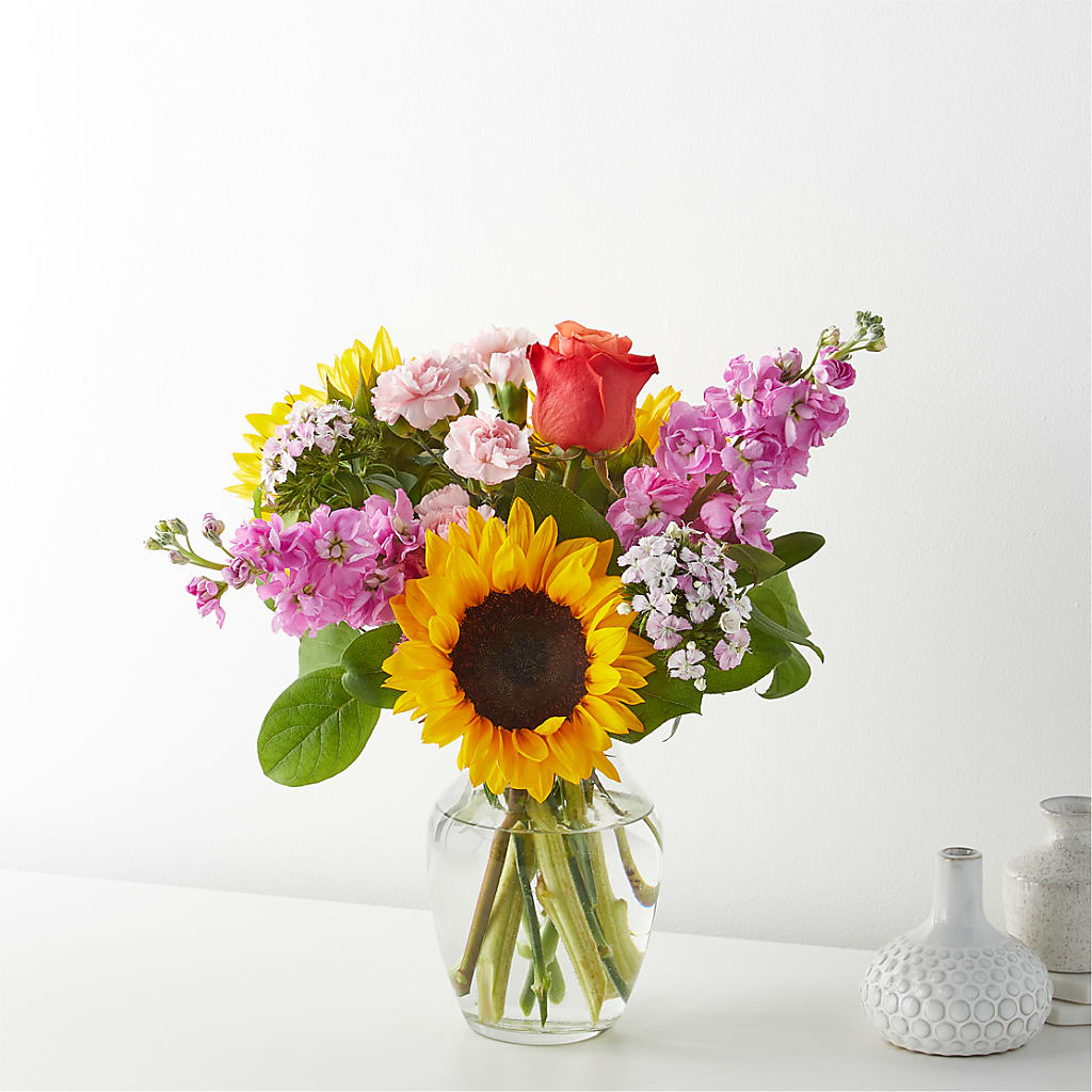 Yellow Brick Road Bouquet – Davinci Flower Shop Ltd, Scarborough ON