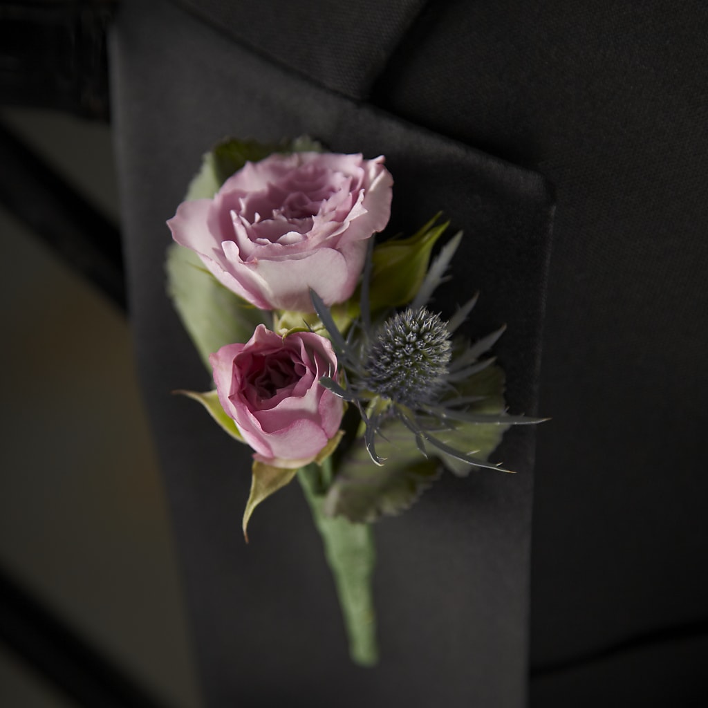 Veronica Boutonniere – Davinci Flower Shop Ltd, Scarborough ON