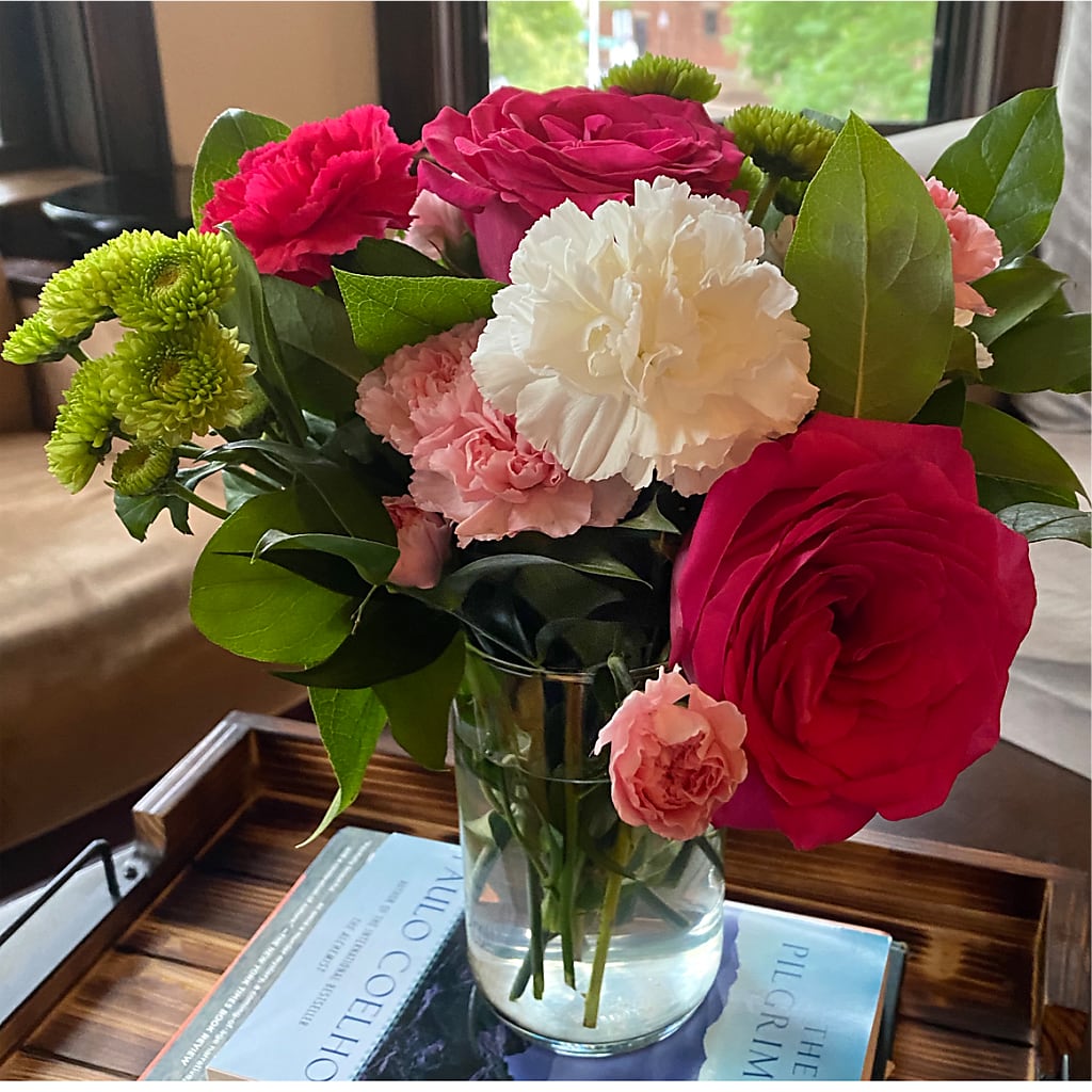Sweet & Pretty Bouquet –  Davinci Flower Shop Ltd, Scarborough ON