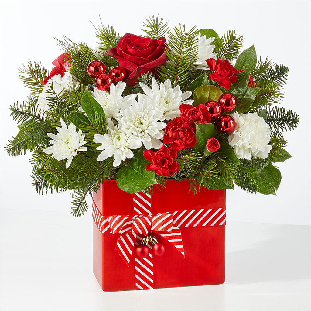 Presents Under the Tree Bouquet –  Davinci Flower Shop Ltd, Scarborough ON