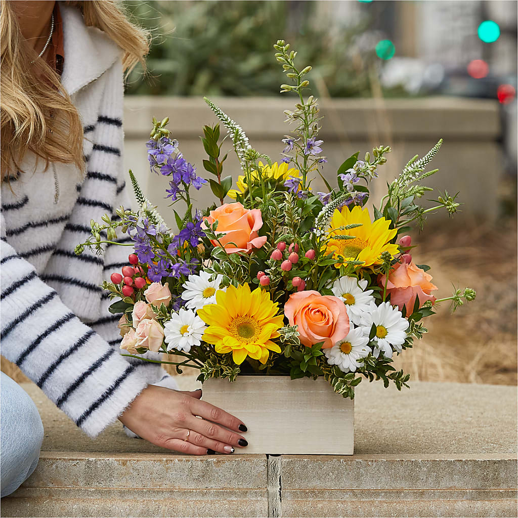 The Good Life Bouquet –  Davinci Flower Shop Ltd, Scarborough ON