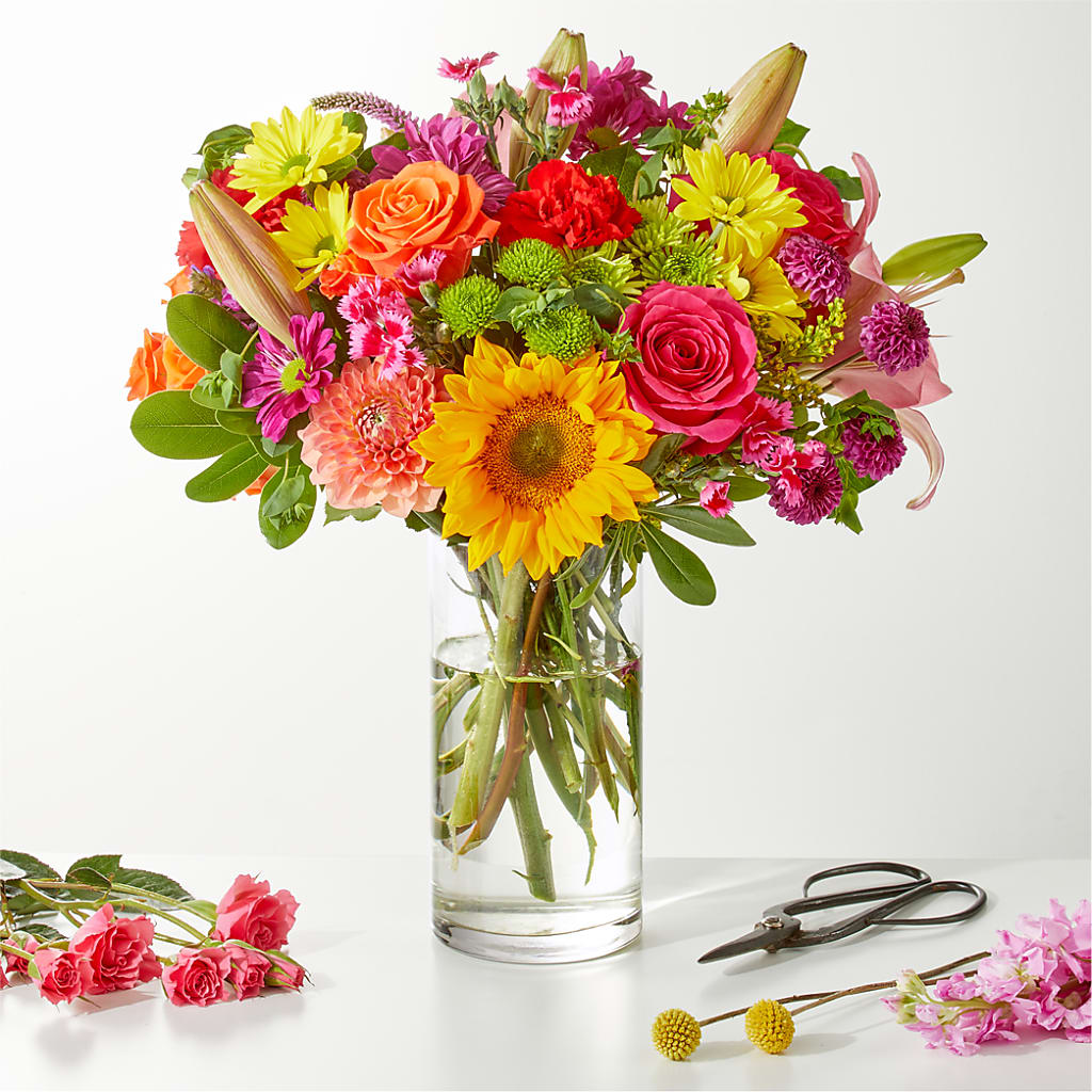 Cue the Confetti - A Florist Original –  Davinci Flower Shop Ltd, Scarborough ON