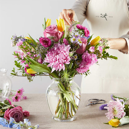 Pastel Tradition - A Florist Original –  Davinci Flower Shop Ltd, Scarborough ON