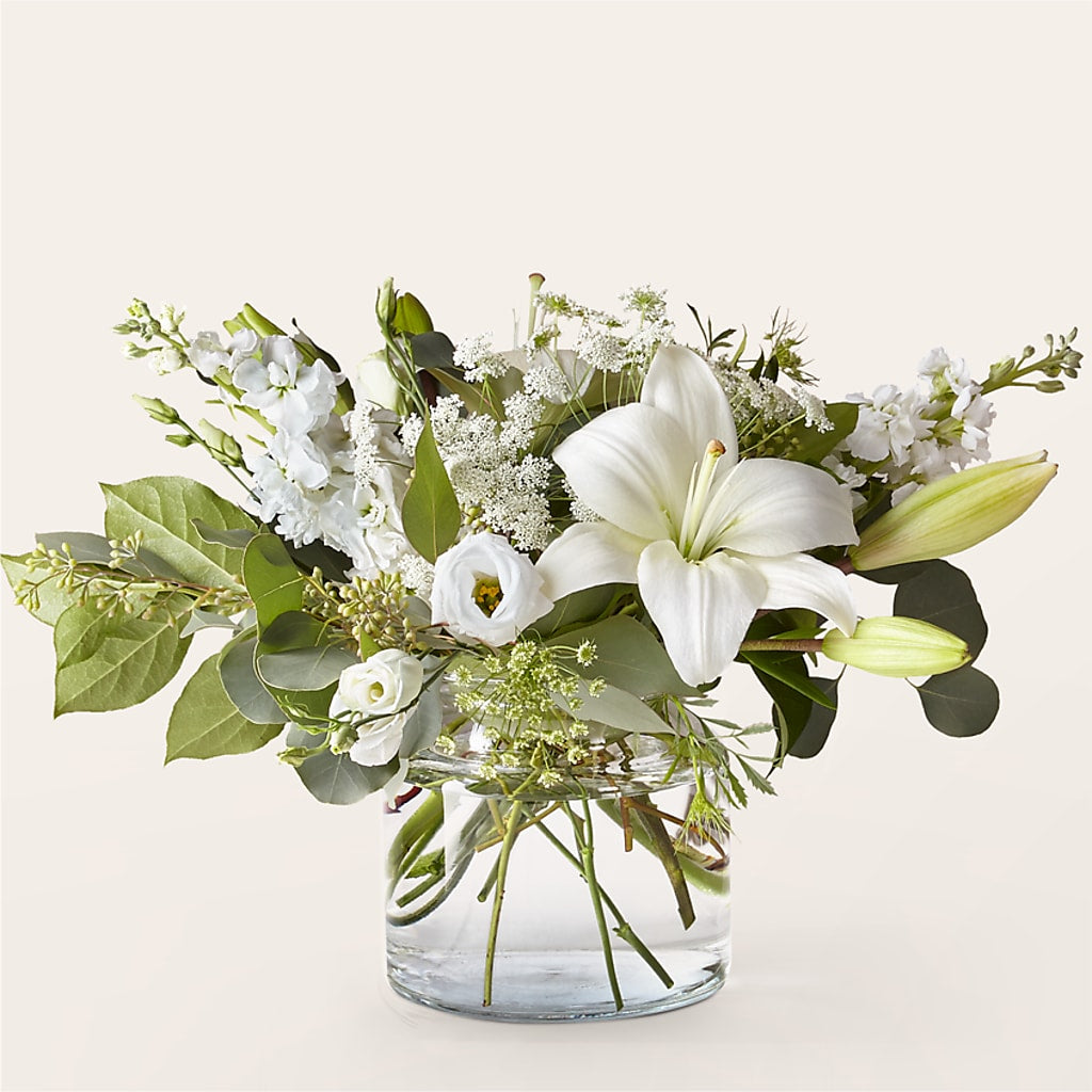 Alluring Elegance Bouquet –  Davinci Flower Shop Ltd, Scarborough ON