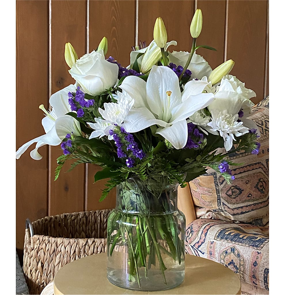 Beyond Blue Bouquet –  Davinci Flower Shop Ltd, Scarborough ON