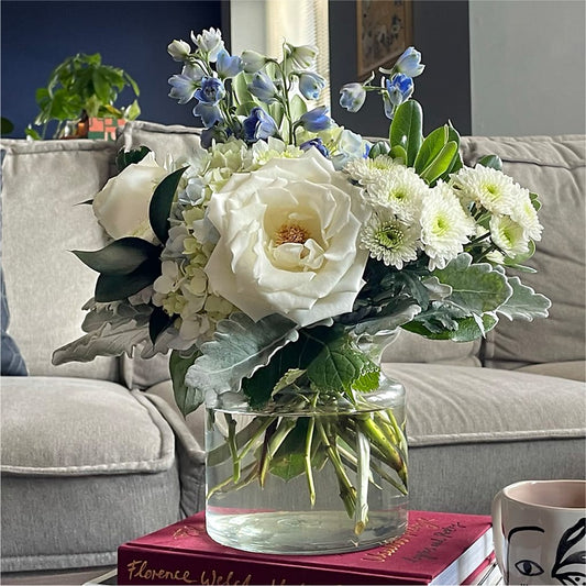 Clear Skies Bouquet –  Davinci Flower Shop Ltd, Scarborough ON