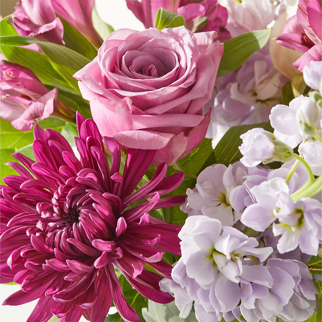 Amethyst Dreams Bouquet –  Davinci Flower Shop Ltd, Scarborough ON
