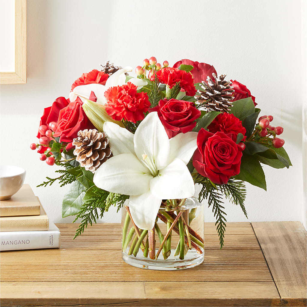 Oh So Jolly Bouquet –  Davinci Flower Shop Ltd, Scarborough ON