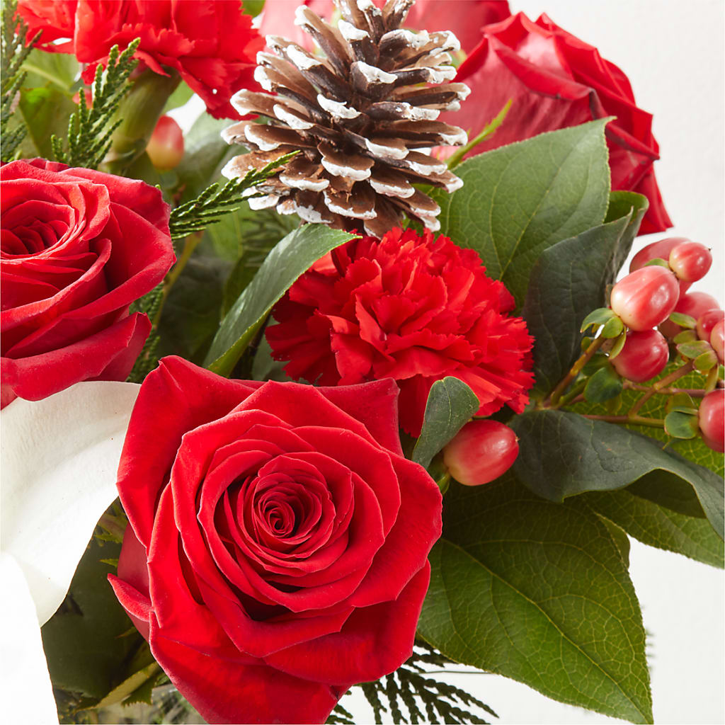 Oh So Jolly Bouquet –  Davinci Flower Shop Ltd, Scarborough ON