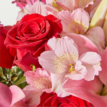 Lucky in Love Bouquet –  Davinci Flower Shop Ltd, Scarborough ON