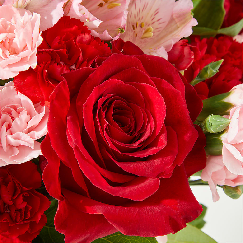 Candy Kisses Bouquet –  Davinci Flower Shop Ltd, Scarborough ON