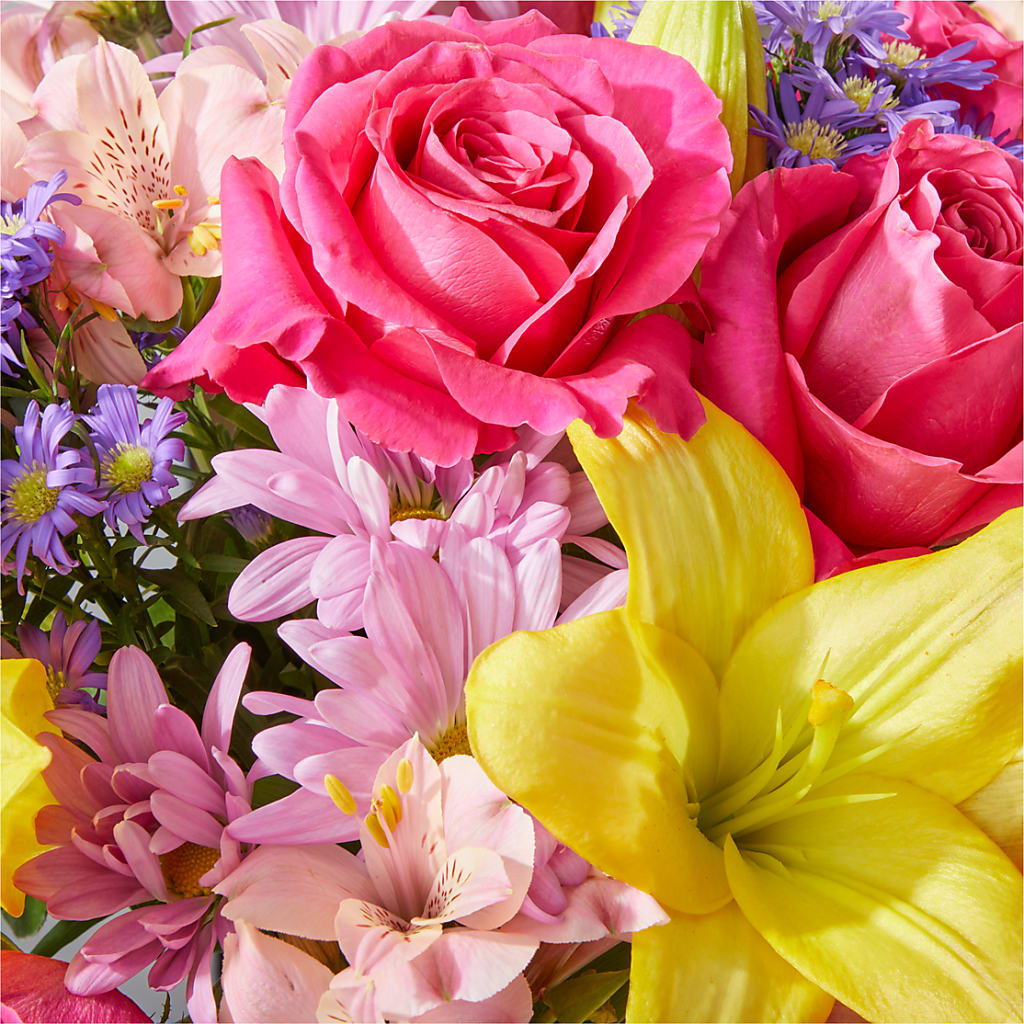 Sprinkles Bouquet –  Davinci Flower Shop Ltd, Scarborough ON