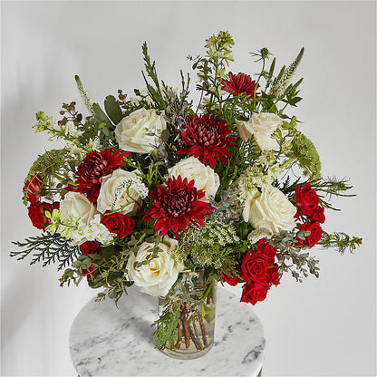 Favorite Traditions Bouquet –  Davinci Flower Shop Ltd, Scarborough ON