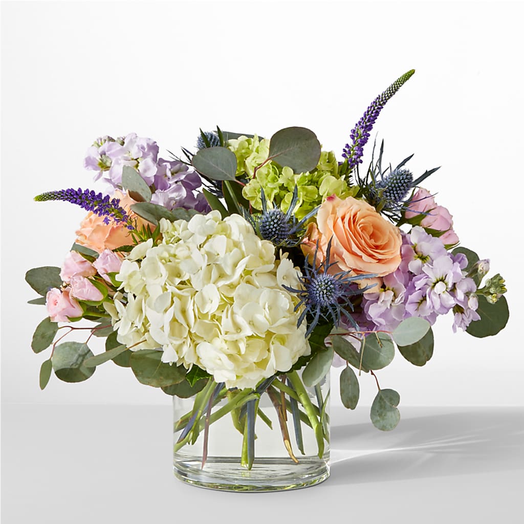Porch Swing Bouquet –  Davinci Flower Shop Ltd, Scarborough ON