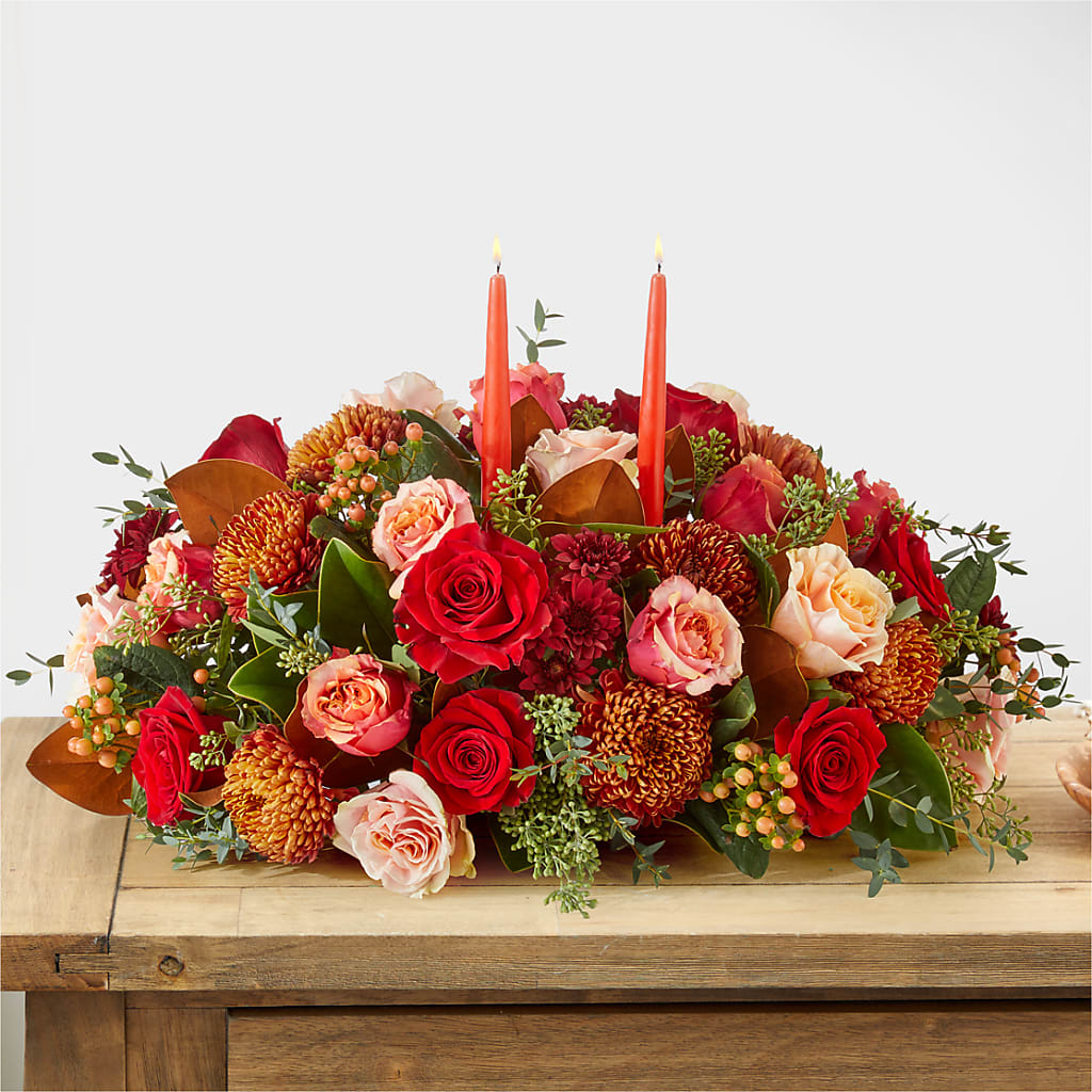 Gather Near Centerpiece –  Davinci Flower Shop Ltd, Scarborough ON